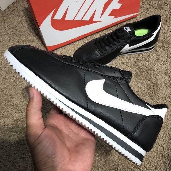 Nike Wmns Classic Cortez Black/White Київ - изображение 1
