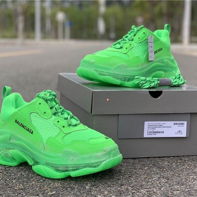 Balenciaga Triple S Trainers Neon Green Київ - изображение 1
