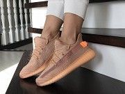 Женские кроссовки персиковые x Yeezy Boost 8899 Мелитополь