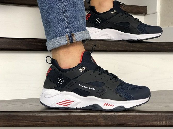 Мужские кроссовки темно синие с белым Huarache Fragment Design 8951 Мелитополь - изображение 1