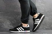 Мужские кроссовки черно-белые Adidas La Trainer 7822 Мелитополь