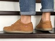 Мужские кроссовки рыжие Levis 8999 Мелитополь