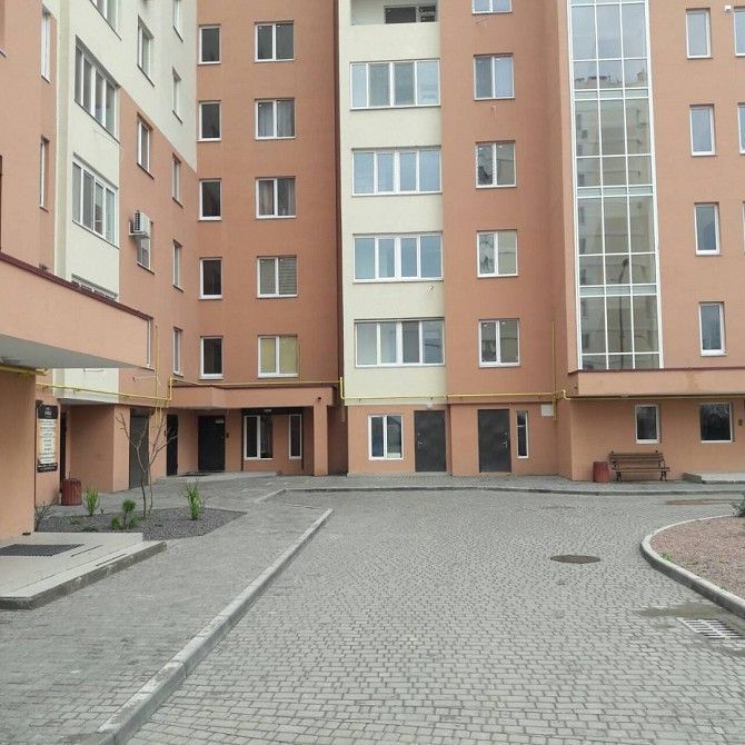 Продам 1 комнатную квартиру в новом доме 43кв.м. Одесса - изображение 1