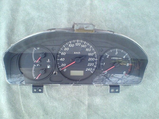 Запчастини до Mazda 626 V (99-02р.в) Ивано-Франковск - изображение 1