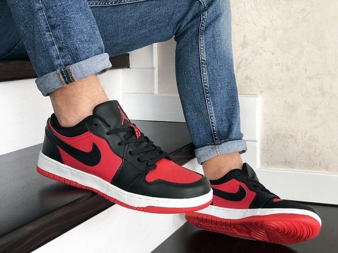 Мужские кроссовки красные с черным Air Jordan 1 Low 9156 Мелитополь - изображение 1