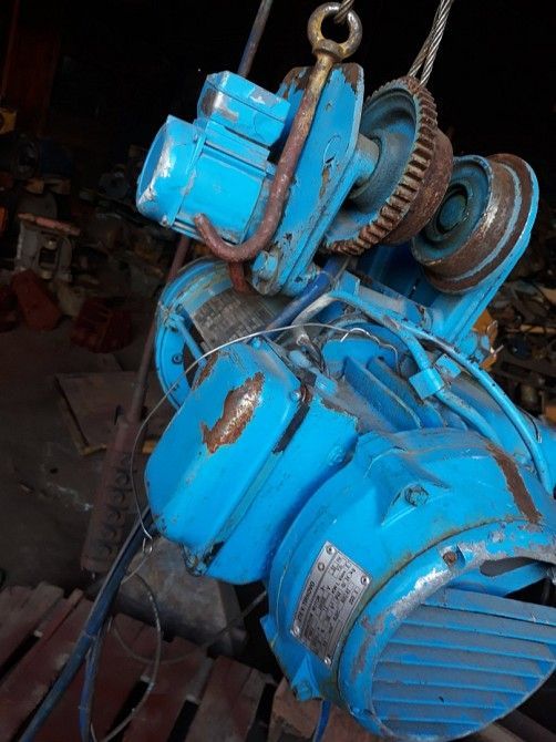 Продам тельфер. Продам тельфер. Таль электрическая болгария 1т. Таль канатная cd1. Таль электрическая 2т тэ200п-5211.