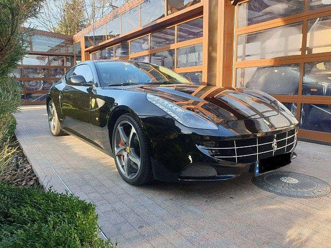 Прокат суперкара Ferrari FF с водителем в Киеве Київ - изображение 1