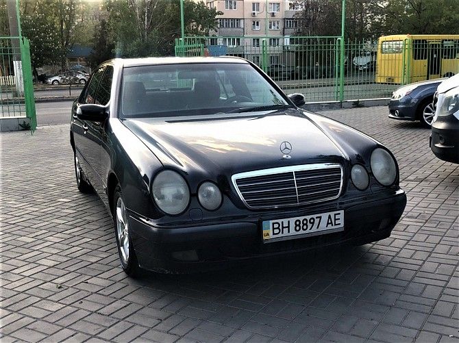 Mercedes-Benz 210 E-Class Одесса - изображение 1