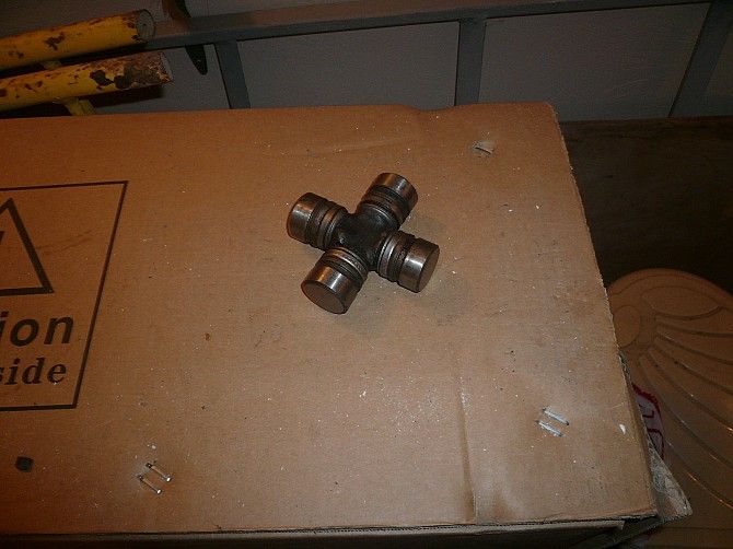 крестовина на авто ГАЗ 24 Київ - изображение 1