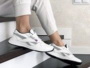 Женские кроссовки белые 9240 Мелитополь