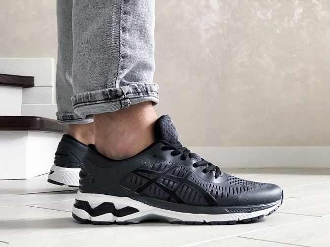 Мужские кроссовки темно серые с белым Gel-Kayano 25 9258 Мелитополь - изображение 1