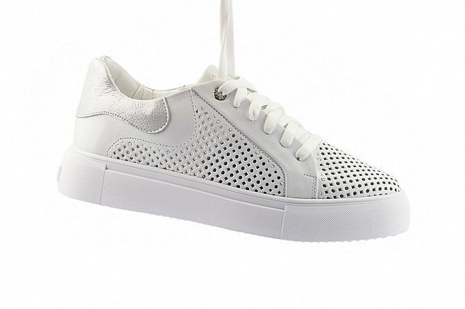 Женские кроссовки кожаные летние белые Yuves 593 Casual Мелитополь - изображение 1