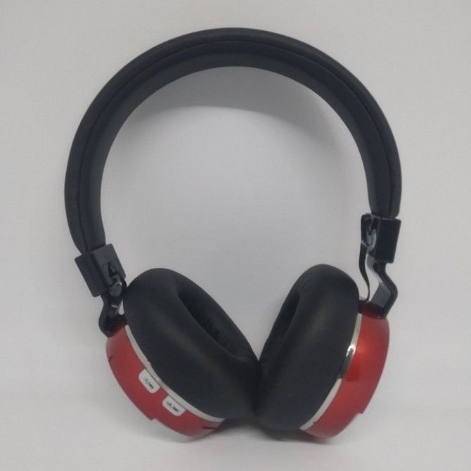 Беспроводные Bluetooth наушники Lenyes LH-806 Чёрный с красным Кривой Рог - изображение 1