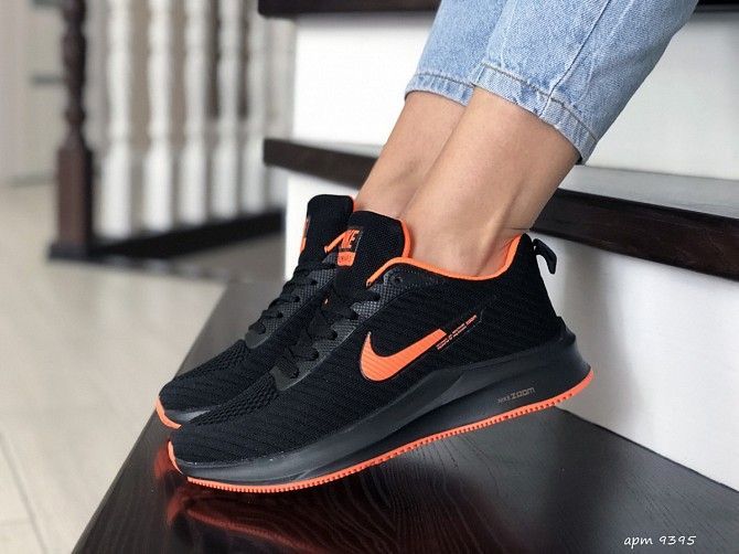 Женские кроссовки черные с оранжевым Flyknit Lunar 9395 Мелитополь - изображение 1