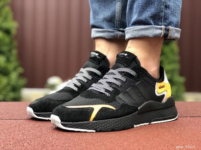 Мужские кроссовки черные с оранжевым Jogger Boost 9369 Мелитополь - изображение 1