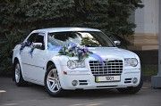 Крайслер 300 С на свадьбу, Chrysler 300C аренда, прокат авто на свадьбу, машина на свадьбу Київ