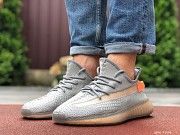 Мужские кроссовки серые с коричневым Boost 9554 Мелитополь