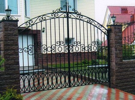 Решетки на окна, ворота из металла Симферополь - изображение 1