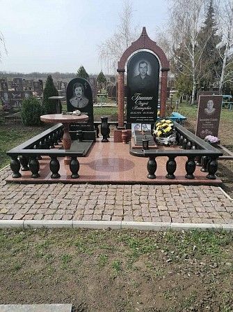 Продаю памятники и мемориальные комплексы из гранита! Київ - изображение 1