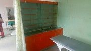 Продам оранжевые шкафы со стеклянными полками с подсветкой и дверцами с замками. Лисичанск