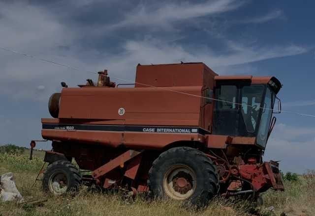 Продам комбайн CASE 1680 1994г. в Беляевка - изображение 1