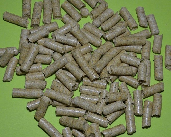 Продам топливные пеллеты, гранулы, пелеты из древесины (сосна) Дніпро - изображение 1