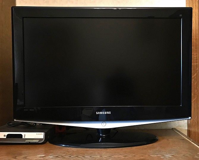 ПРОДАЮ телевізор Samsung LE 32 R72B (виробник - Угорщина) Київ - изображение 1