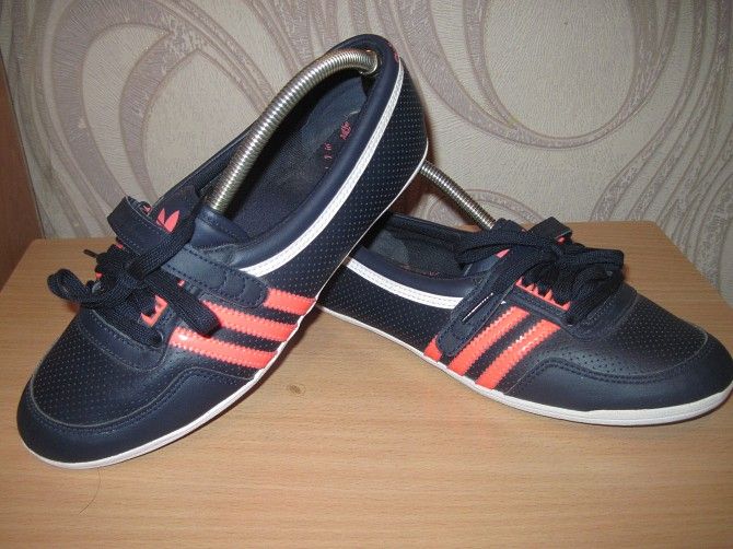 Продам кроссовки -балетки фирмы Adidas(оригинал)39 размера Первомайский - изображение 1