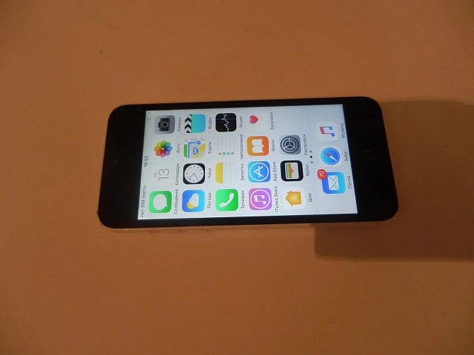 Мобильный телефон Apple iphone 5c 16gb Київ - изображение 1