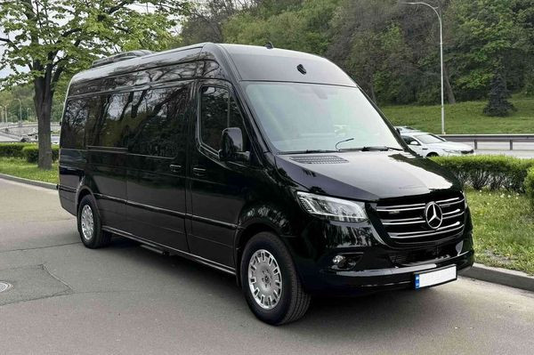 008 Микроавтобус Mercedes Sprinter VIP черный аренда с водителем Київ - изображение 1