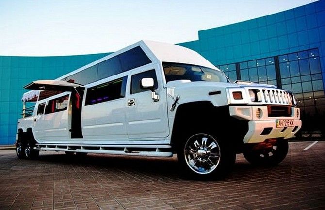 019 Лимузин Mega Hummer H2 белый аренда Киев - изображение 1