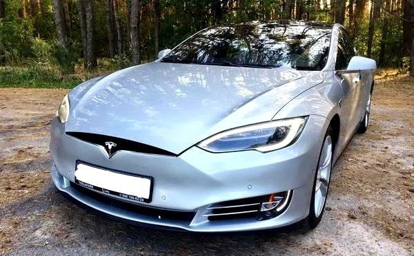 106 Tesla Model S90d прокат авто на свадьбу Киев - изображение 1