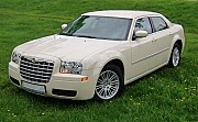 130 Chrysler 300C ванильный прокат авто Киев