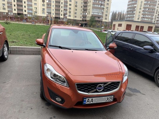 Продам свою машину Вольво С30 Киев - изображение 1