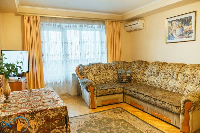 Сдам посуточно или на месяц 4комнатную квартиру в центре Киева от 50$ Киев - изображение 1