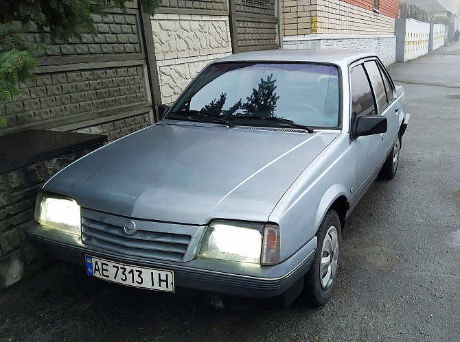 Opel Ascona 1987г Днепр - изображение 1