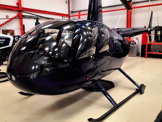 Вертолет Robinson R44 арендовать вертолет в Киеве Київ - изображение 1