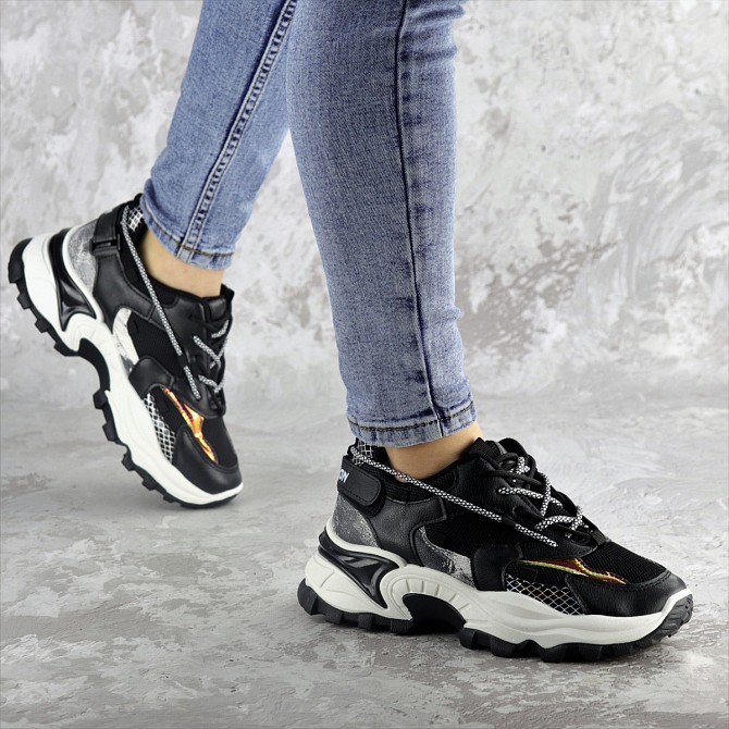 Кроссовки женские Fashion Rat 2470 36 размер 22,5 см Черный Житомир - изображение 1