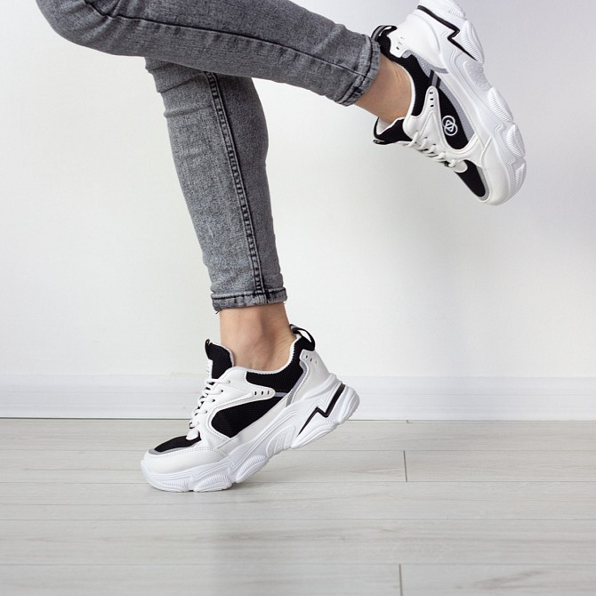 Кроссовки женские Fashion Colonel 2558 40 размер 24 см Белый Житомир - изображение 1