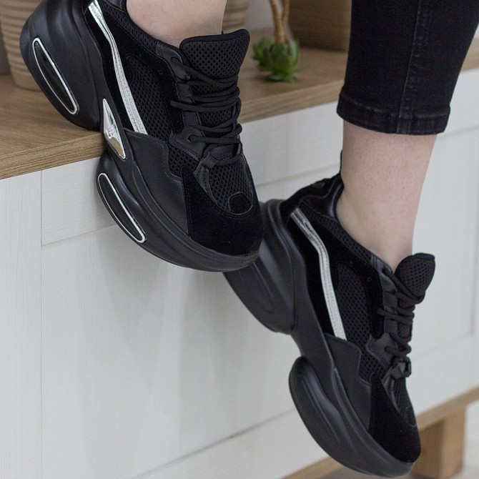 Кроссовки женские Fashion Fannya 2802 39 размер 24,5 см Черный Житомир - изображение 1