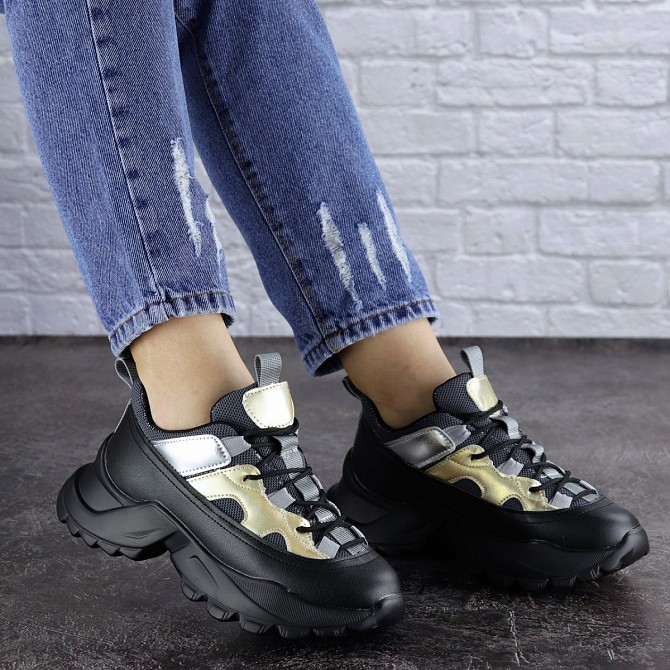 Женские сникеры Fashion Button 1745 39 размер 24,5 см Черный Житомир - изображение 1