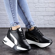 Женские стильные кроссовки на танкетке Fashion Zeus 2038 37 размер 23,5 см Черный Житомир