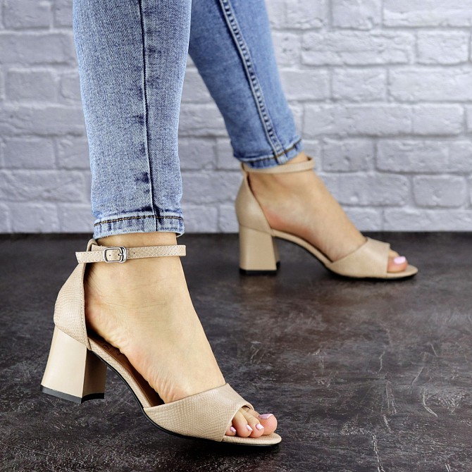 Женские босоножки Fashion Pansy 1867 39 размер 25 см Бежевый Житомир - изображение 1