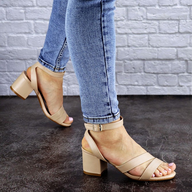 Женские босоножки Fashion Woozie 1873 40 размер 25 см Бежевый Житомир - изображение 1