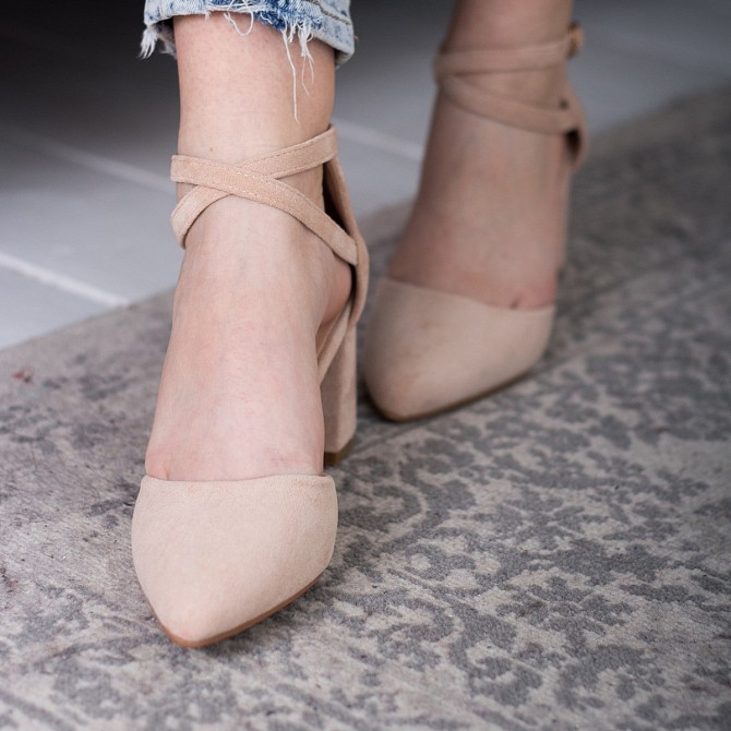 Туфли женские на каблуках Fashion Nelly 1472 37 размер 24 см Бежевый 40 Житомир - изображение 1