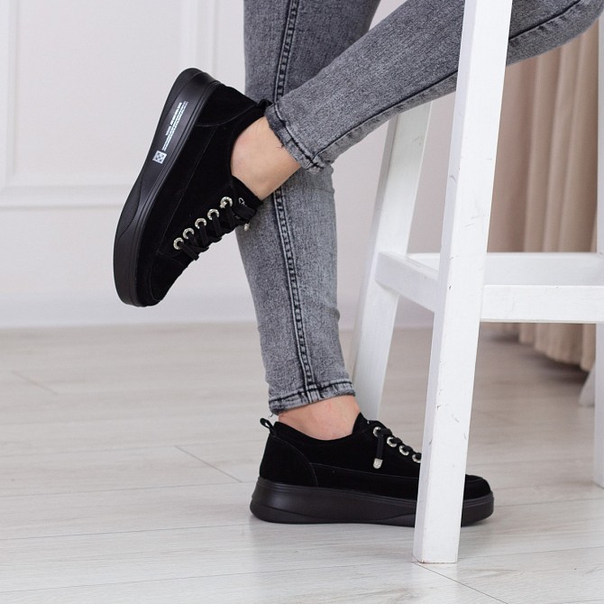 Кроссовки женские Fashion Dottie 2493 39 размер 24,5 см Черный Житомир - изображение 1