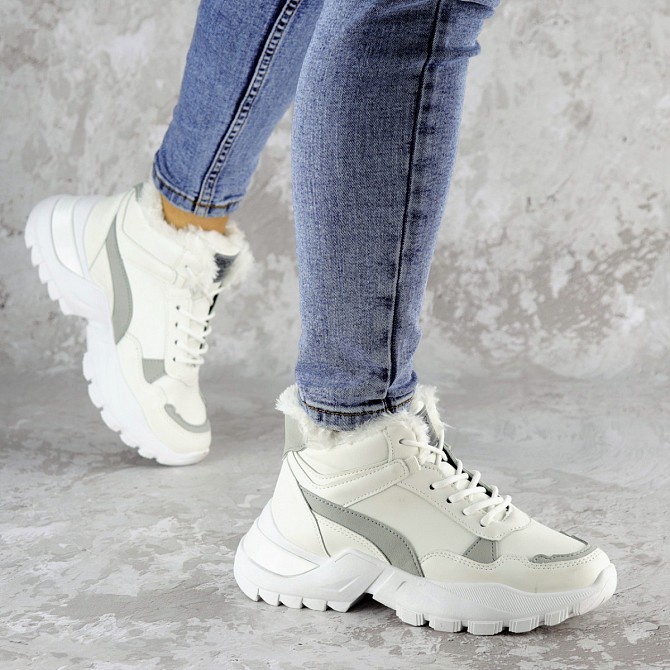 Кроссовки женские зимние Fashion Trix 2216 38 размер 24 см Белый Житомир - изображение 1