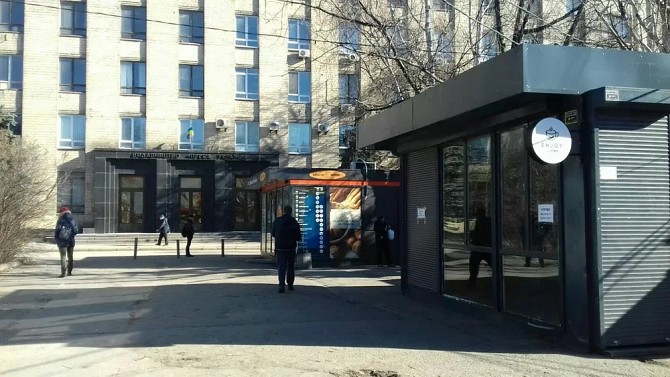 Сдаётся маф метро Шулявка 18м2 возле Прессы Киев - изображение 1