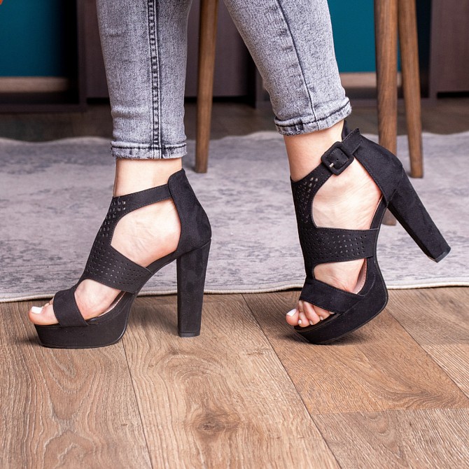 Женские босоножки Fashion Ichi 2835 36 размер 23,5 см Черный Житомир - изображение 1
