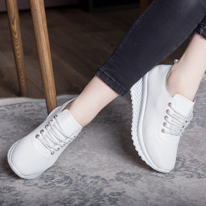 Кроссовки женские Fashion Eaton 2768 39 размер 25 см Белый 41 Житомир - изображение 1